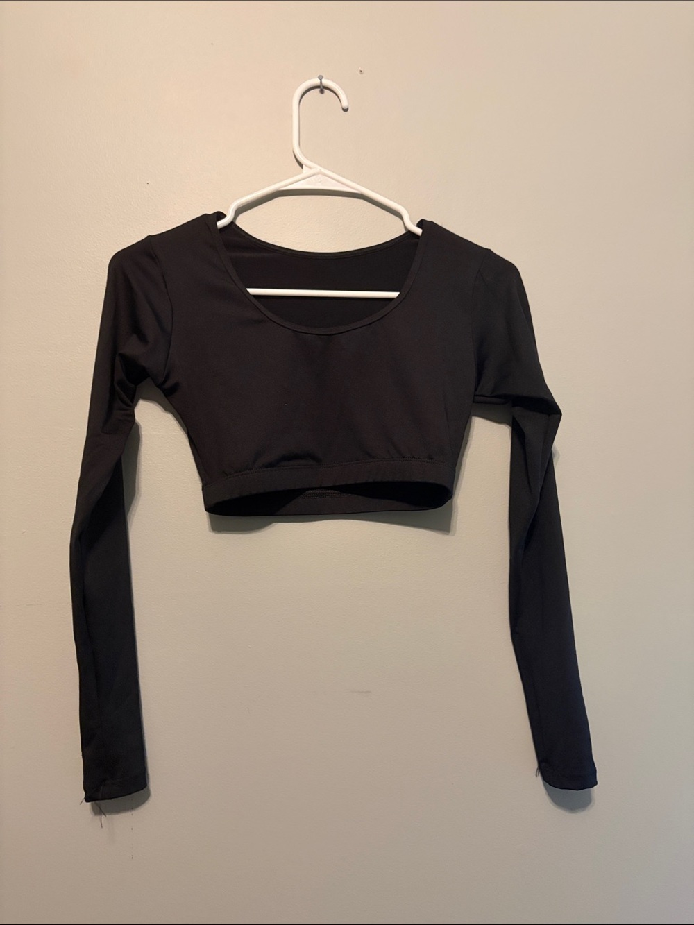 Varsity Black Long-Sleeve Cropped Scoop Top